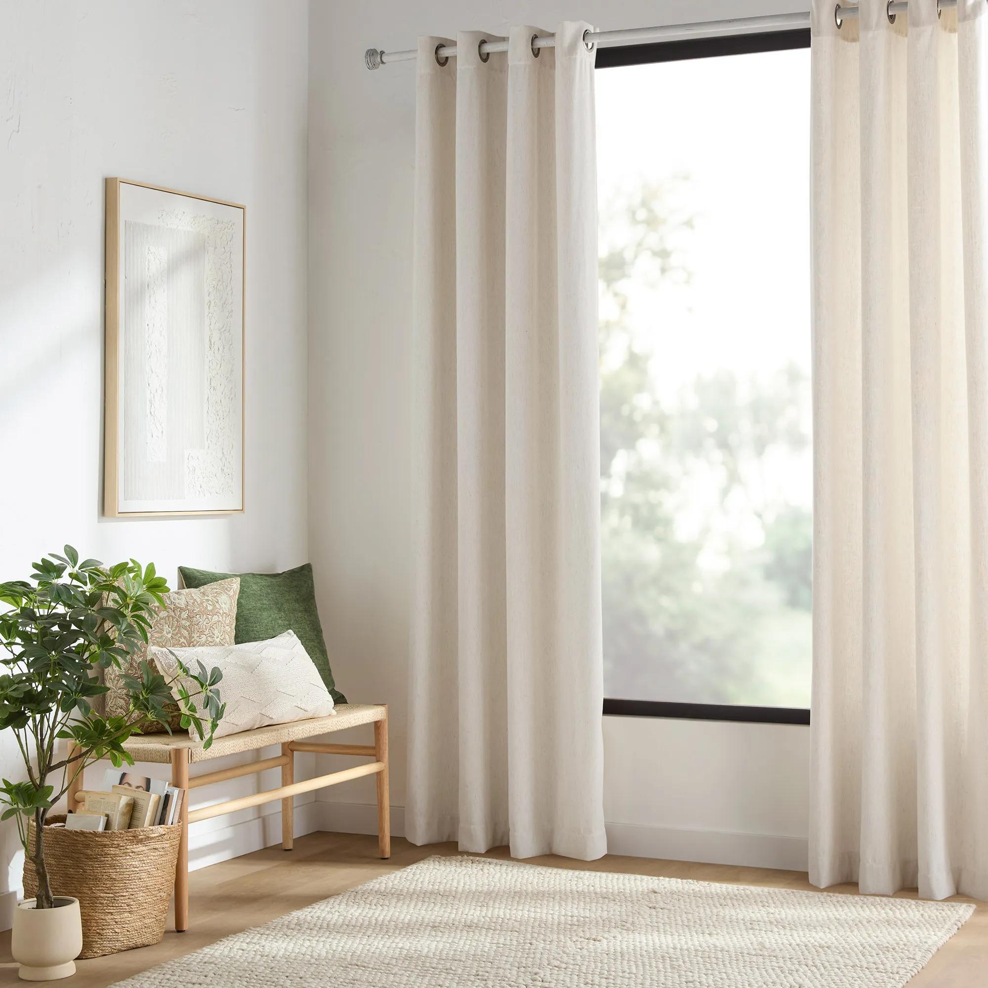 Carlie Curtain